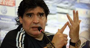 Diego Armando Maradona è morto a 60 anni, addio al Pibe de Oro